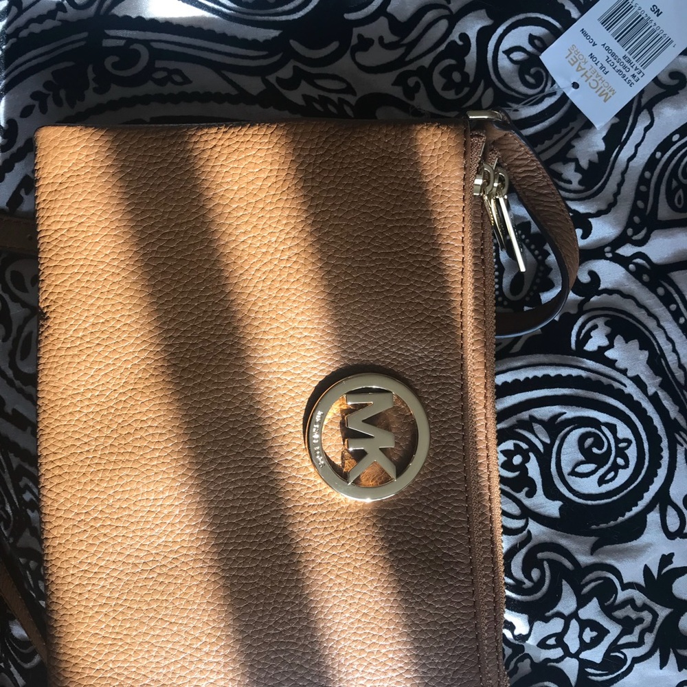 Michael Kors purse with tags
